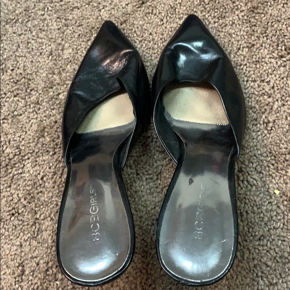 Shoes - Picture 4 of 4